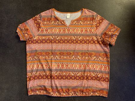 T-Shirt Grösse 54 NEU