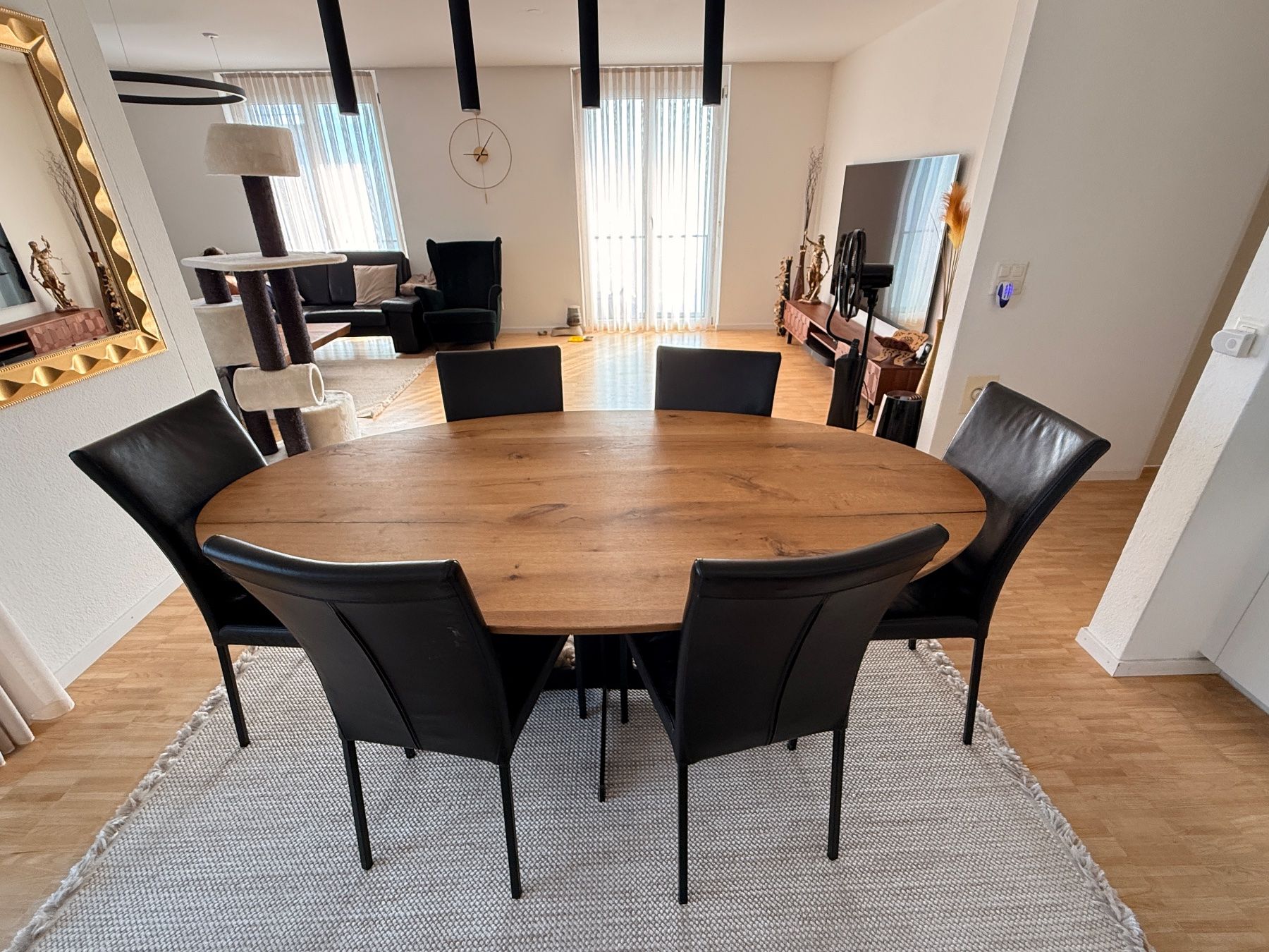Livique Stühle: Stühle – Gebraucht aus St. Gallen von Adler-81 1