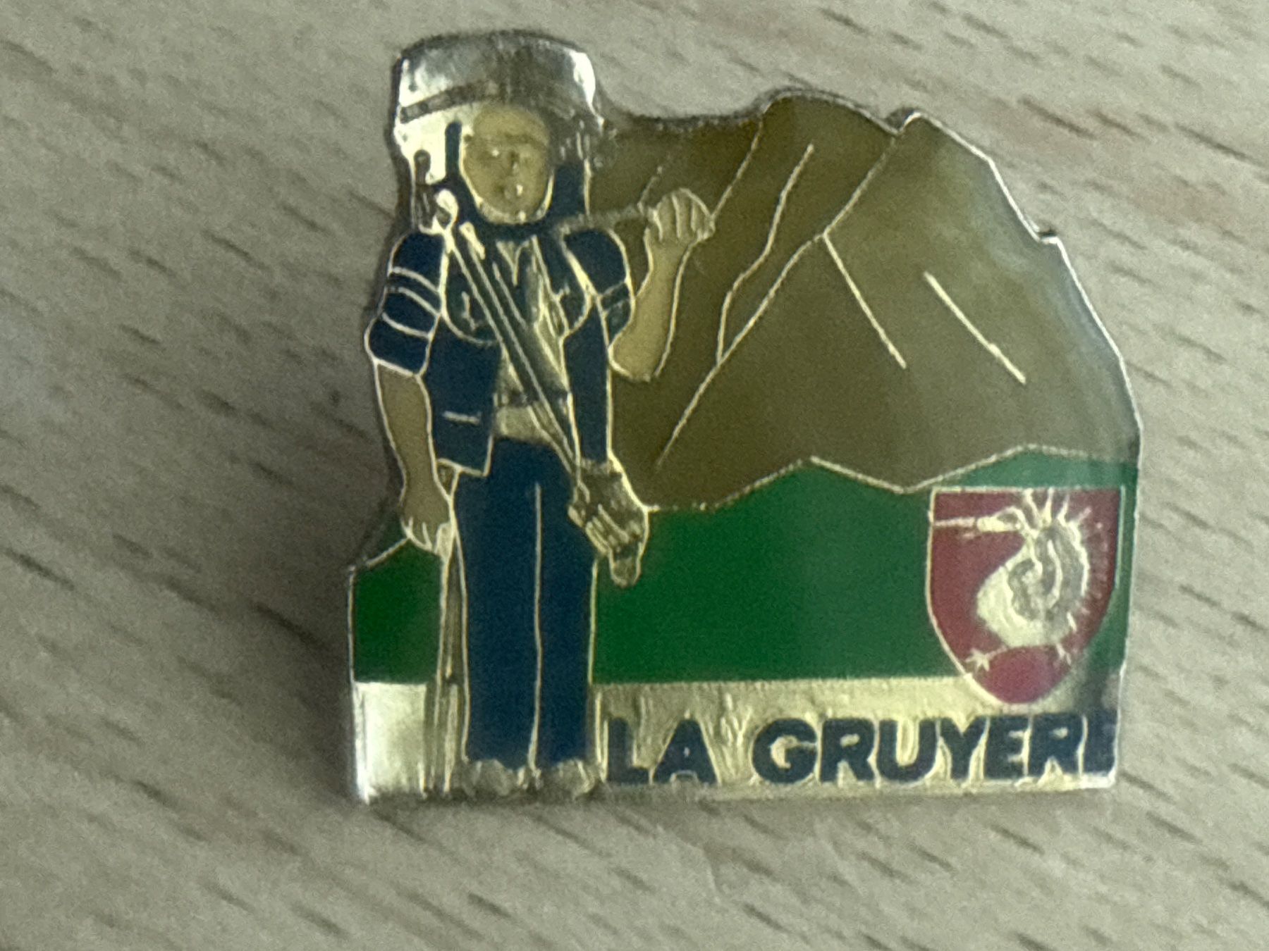 Plaquettes & Badges: Pin  LA GRUYERE – D'occasion à Glattbrugg par Schweigmatt