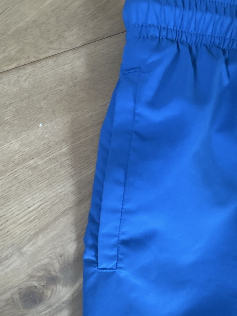 Lacoste Badehosen: Maillot de bain Lacoste bleu taille 12 152cm – Neu (gemäss Beschreibung) aus Commugny von rus_my8v 2