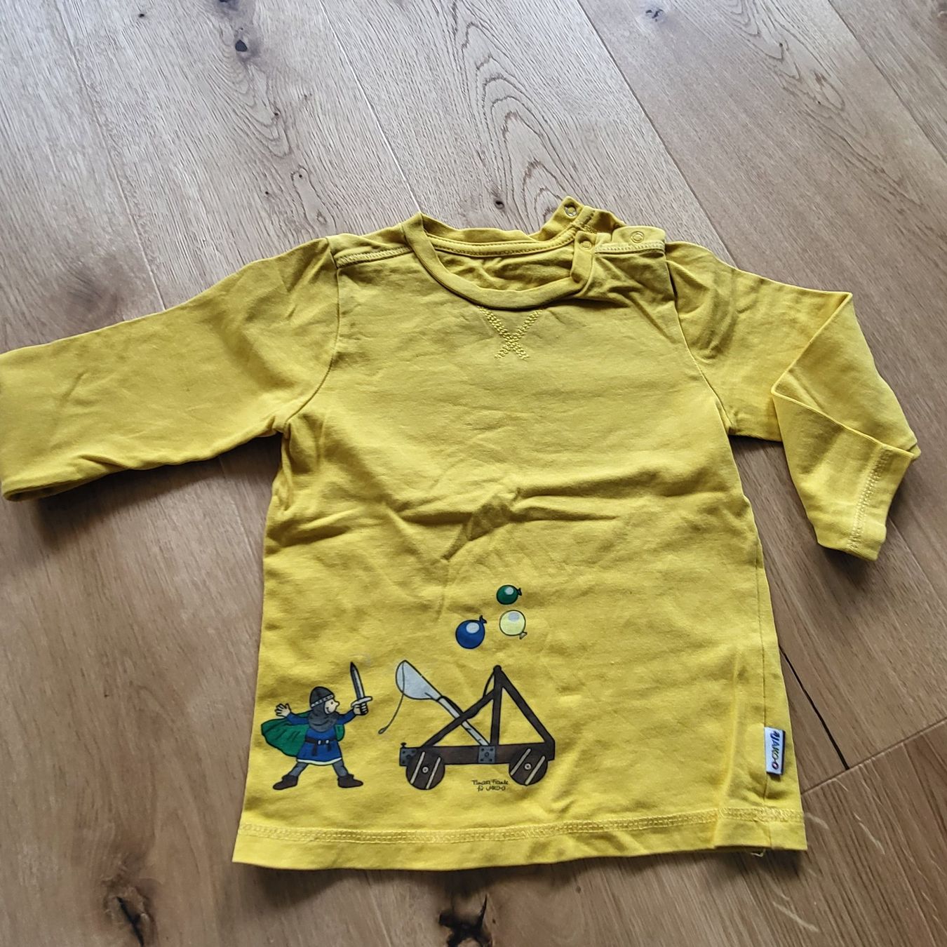 Jako-O T-shirt: Jako- Römer Shirt – Usato da huttwil venduto da Fasnacht5