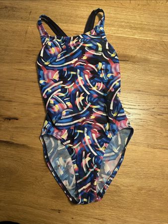 7-8,128, Speedo Badekleid