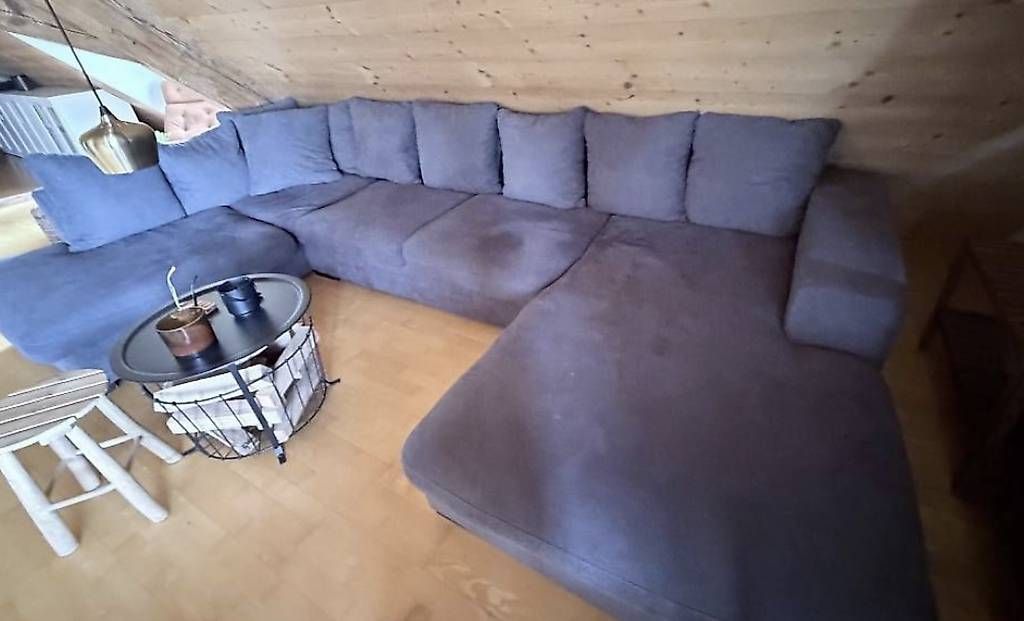 Sofas: Mega Couch zu verschenken  – D'occasion à Kriens par Icon.1957