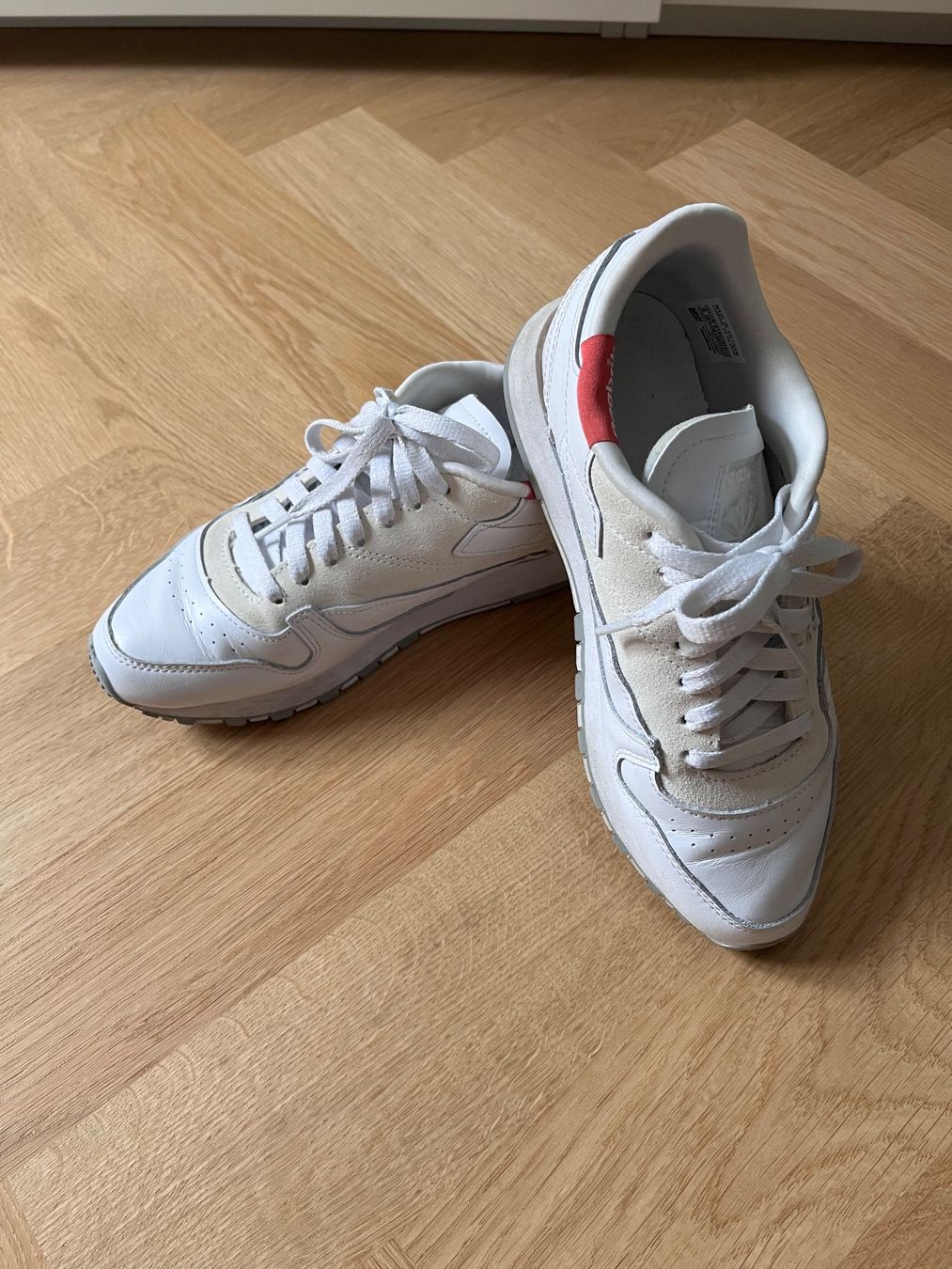 Reebok Scarpe da donna: Reebok Sneaker in weiss – Usato da Bern venduto da sukh0i