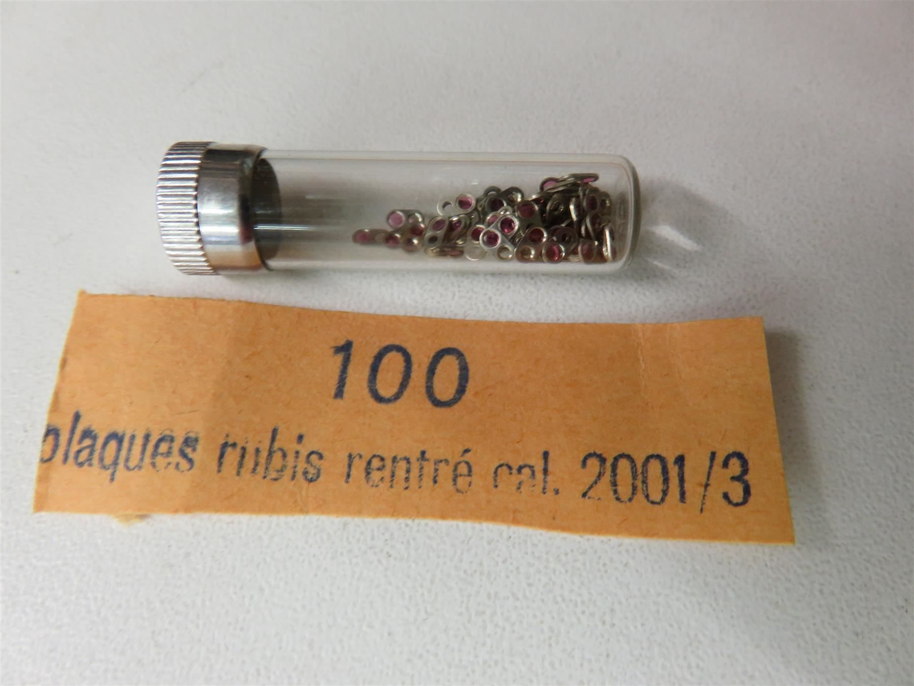 Montres: 100 neue Decksteine plaques rubis rentre – Neuf (Voir description) à Hölstein par federhaus 3