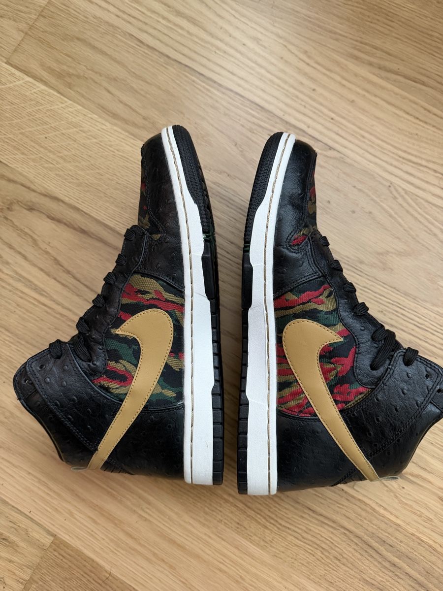 Nike Scarpe da uomo: Nike Dunk High Tiger Camo (2014) – Usato da St-Légier-La Chiésaz venduto da Swoosh. 1