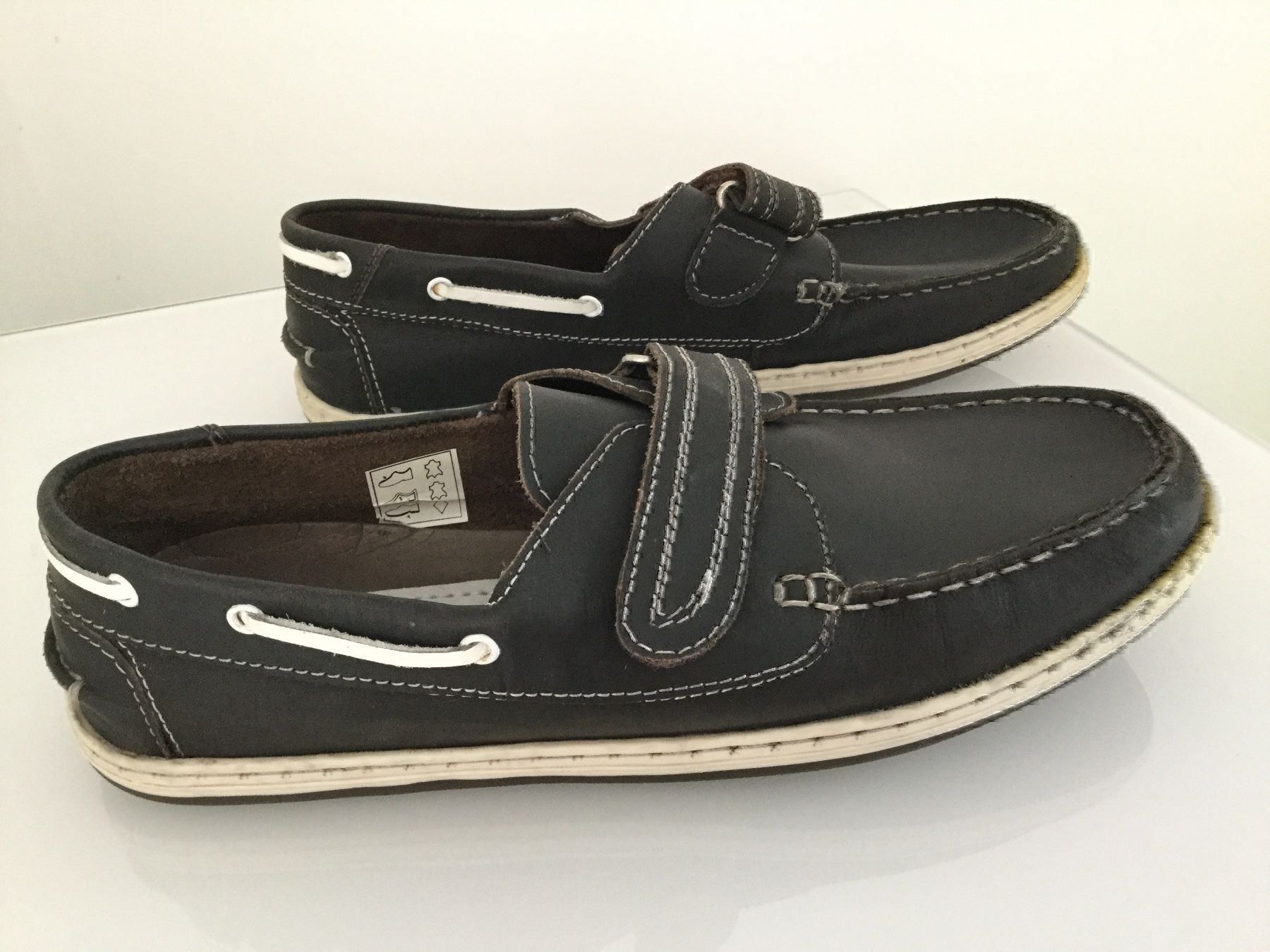 Chaussures garçon: Chaussures/Mocassins marrons CUIR Flash – Neuf avec emballage d'origine à Agiez par chouchanelle