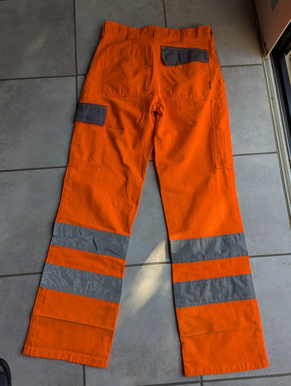 Pantaloni: Sicherheitshose Gr S – Usato da Strengelbach venduto da Woodywoodpecker05 4