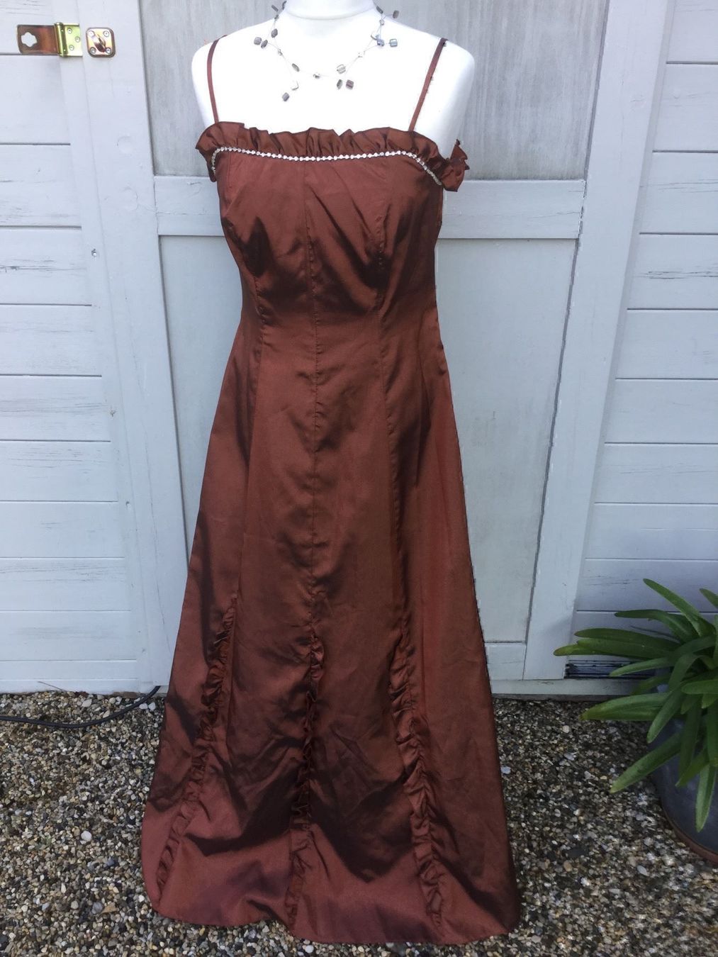 Kleider: Longue Robe praline strass & froufrous, taille M – Neu (gemäss Beschreibung) aus Agiez von chouchanelle