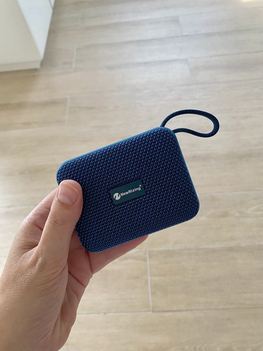 Haut-parleurs: Enceinte Bluetooth NewRixing Waterproof Design – Neuf avec emballage d'origine à Delémont par Emi-98 2