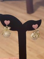 Jolies boucles d’oreilles perles neuves