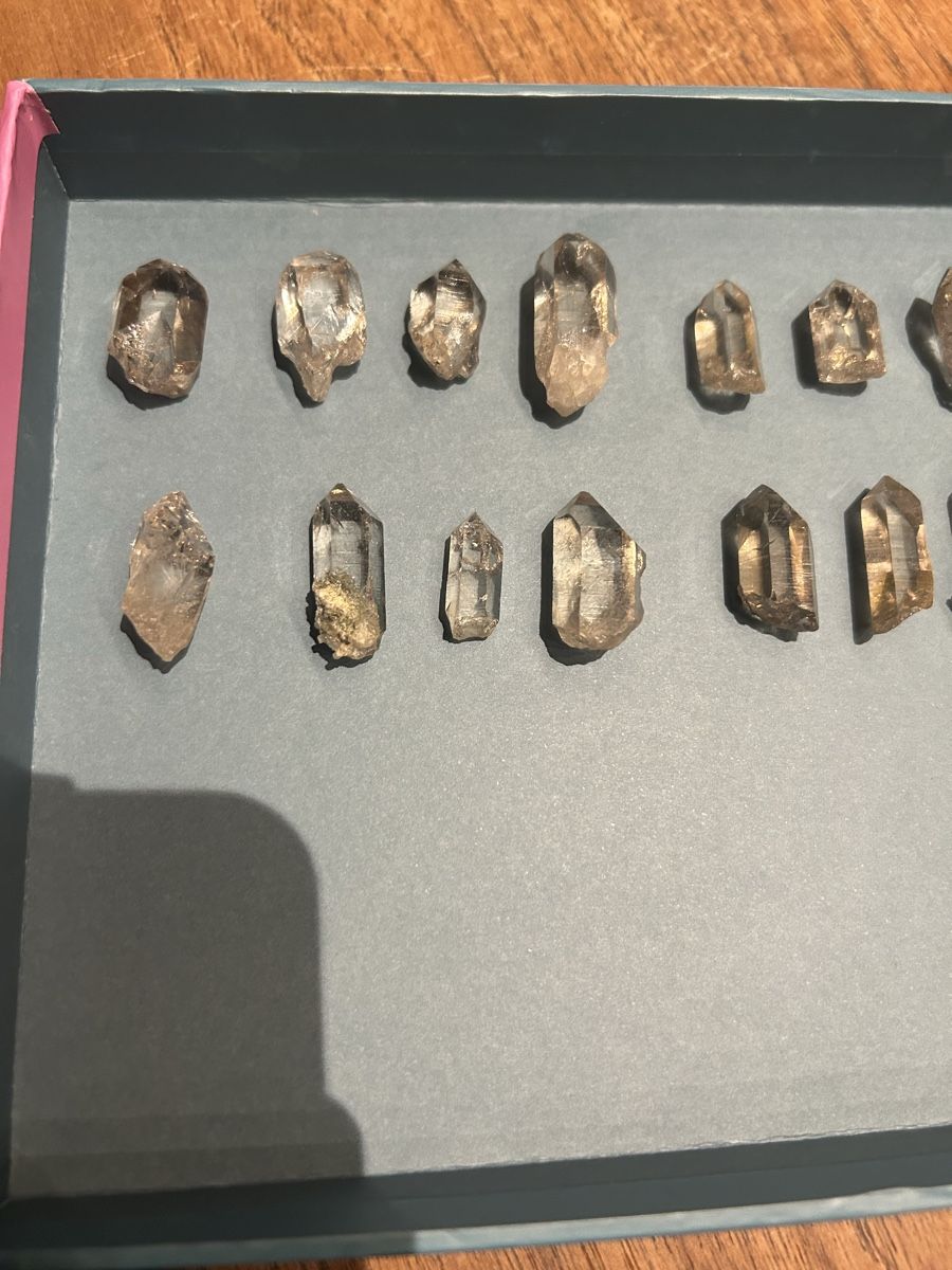 Mineralien & Heilsteine: Kristallspitzen – Gebraucht aus Bern von jetblack 1