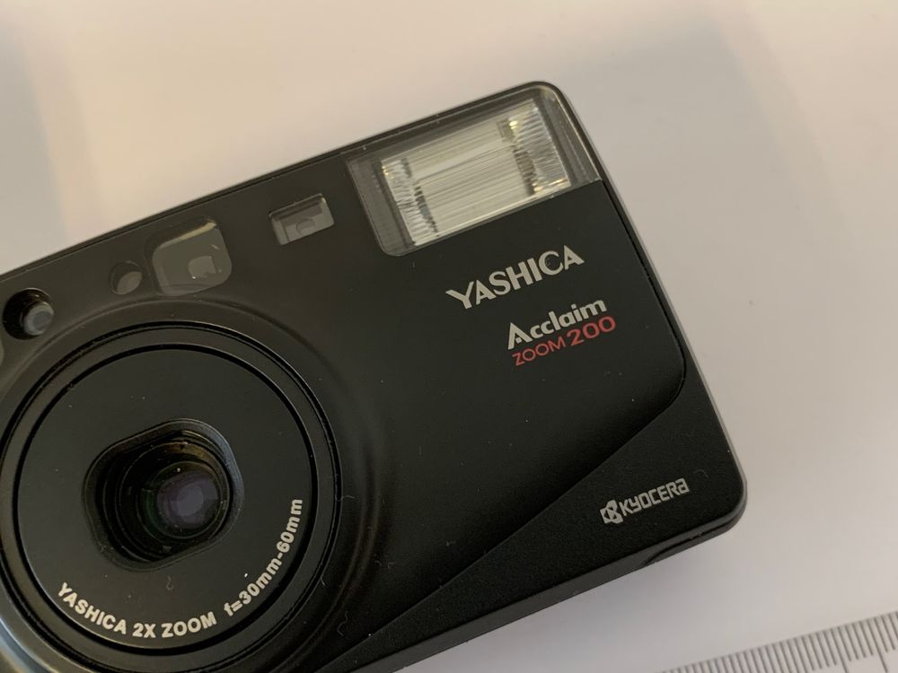 yashica acclaim zoom 200
