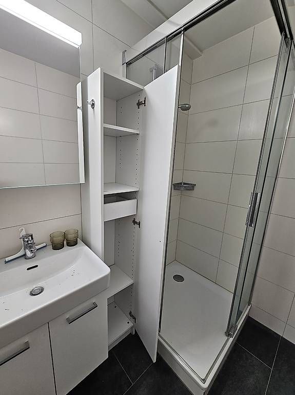 Armoires miroirs: Badezimmer Spiegelschrank – D'occasion à Bern par Swini 2