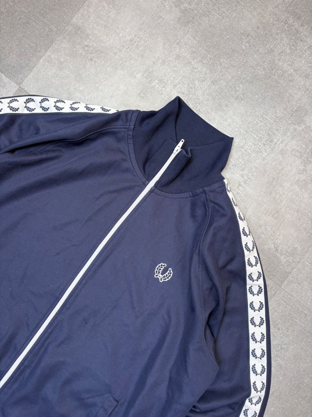 Fred Perry Jacken: Vintage Fred Perry Trainingsjacke - Grösse XL – Neu (gemäss Beschreibung) aus Werdenberg von hase.vintage 1