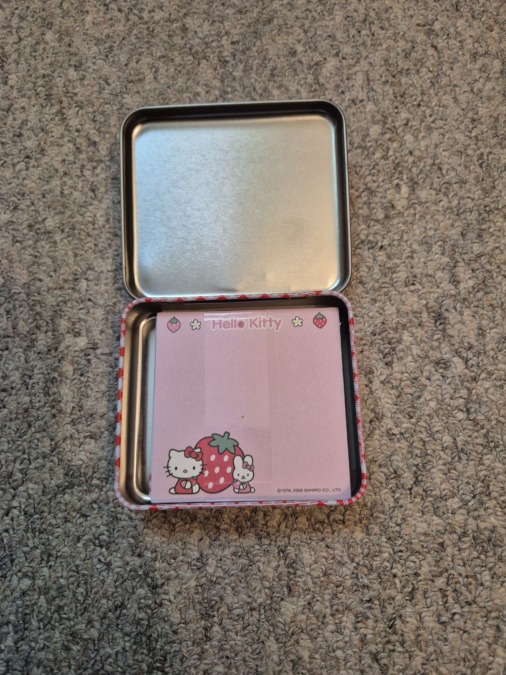 Altro per la casa: Süsse Hello Kitty Blechdose mit Notizzettel – Nuovo (secondo la descrizione) da St. Gallen venduto da Shelu712 5