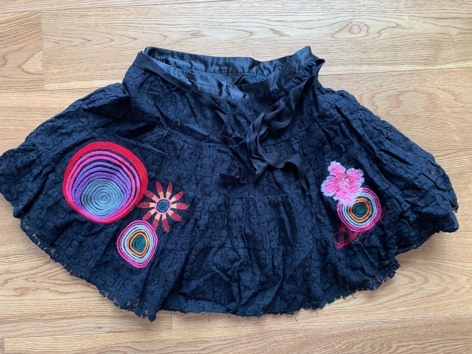 Desigual Jupes: Rock Desigual GR.36 – D'occasion à Suhr par ire_9kbr 1