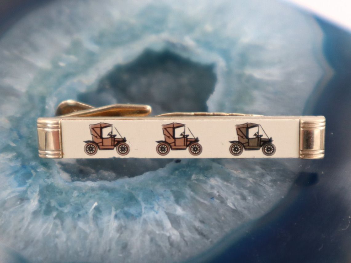 Cravatte: Vintage Oldtimer Auto Kravatten Anstecker Emailliert – Usato da Baden venduto da TellsKuchenhaus 2