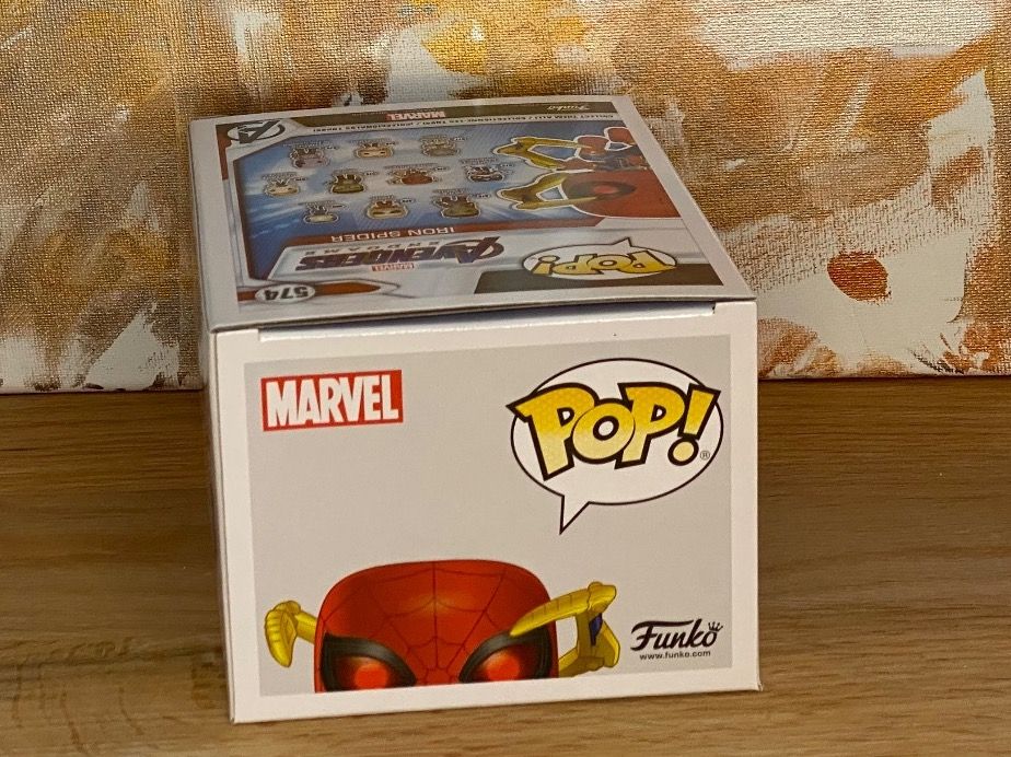 Funko Statuette: Funko Pop - Iron Spider #574 - Marvel – Nuovo e nell'imballaggio originale da Oensingen venduto da CSCollectors 4