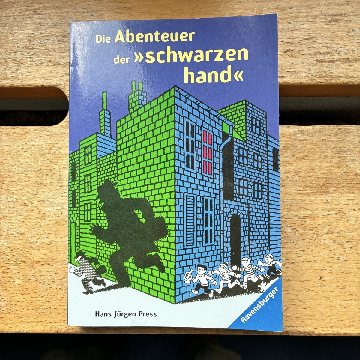 Libri: Die Abenteuer der schwarzen Hand – Usato da Winterthur venduto da bunteperlen