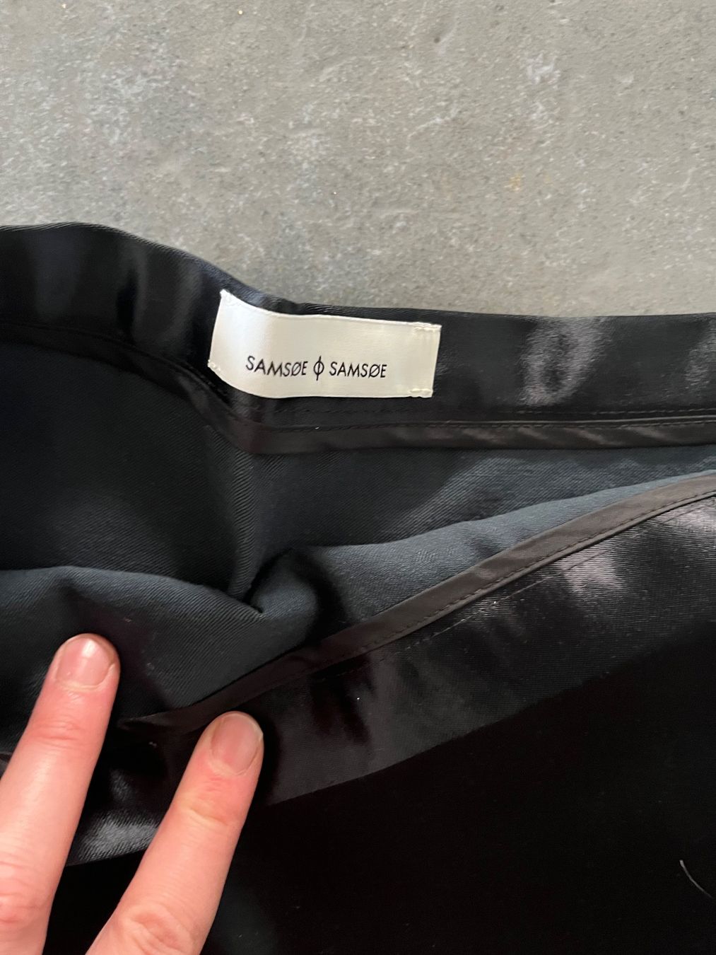 Samsøe Samsøe Gonne: Minijupe aus Satin von Samsoe Samsoe, Gr. S – Usato da Rüschlikon venduto da TulipeR8 1