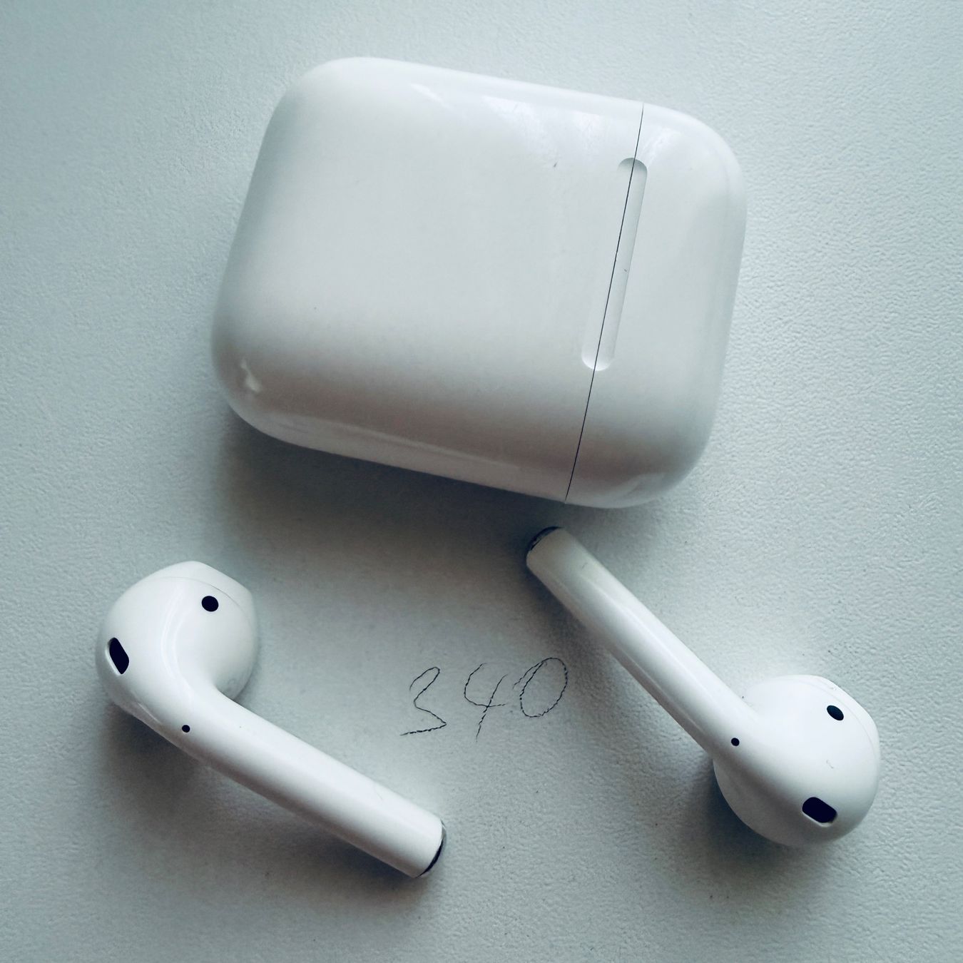 Apple Cuffie: Original Apple AirPods 2 Gen. Wireless Kopfhörer & Case – Usato da Basel venduto da MY.AIRPODS.SHOP 7