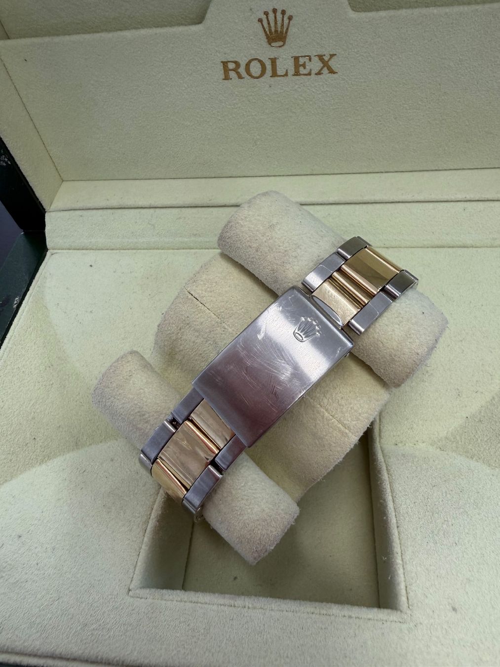 Rolex Orologi: Rolex Datejust 1625 Stahl Gold,automatic, läuft,mit Box – Usato da Glattbrugg venduto da tarnkappenbomber 4