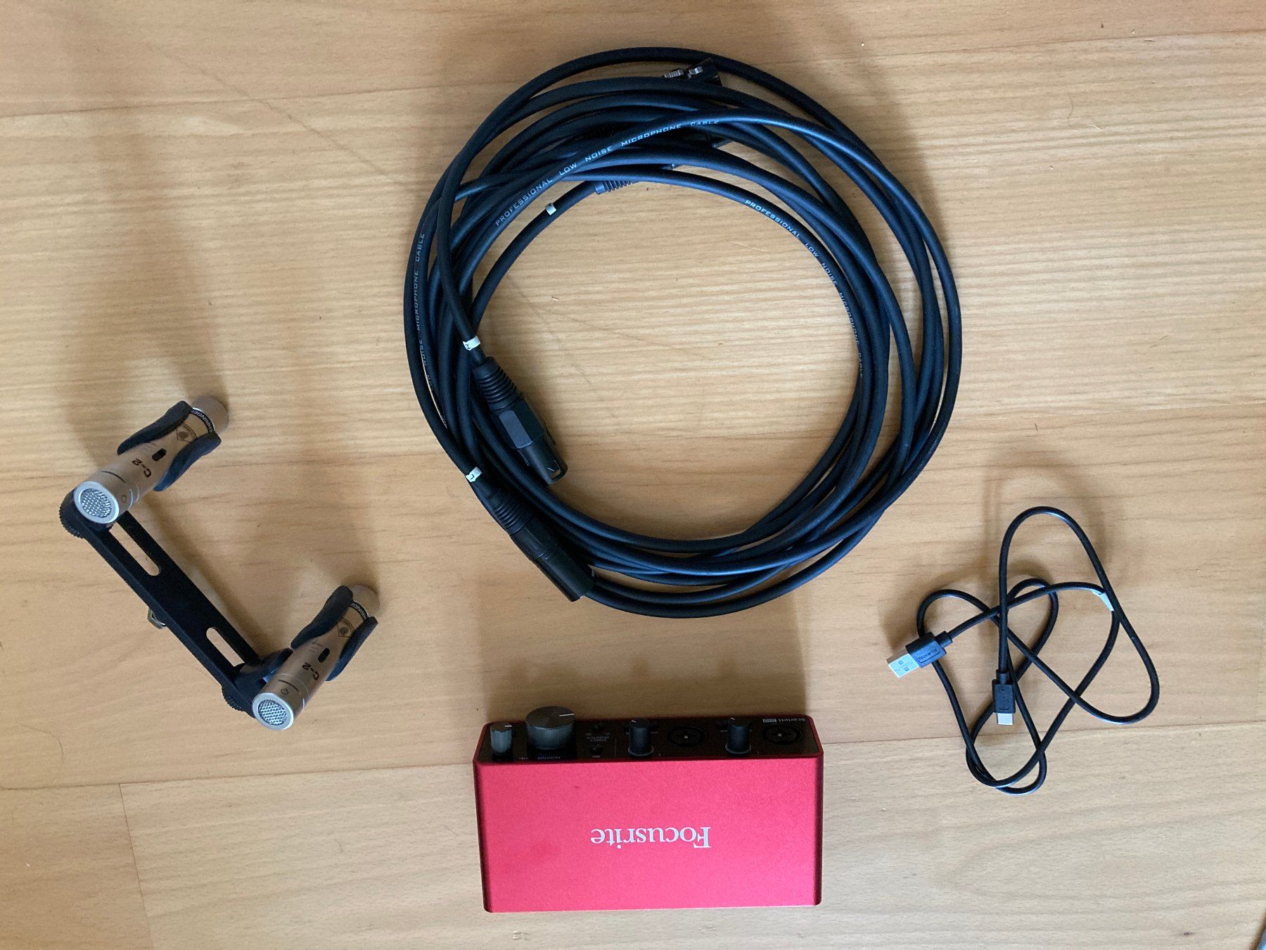 Focusrite Studioequipment: USB Audio Interface - Focusrite Scarlett 2i2 Gen3 mit Zubeh. – Gebraucht aus Schlieren von Chrigel69