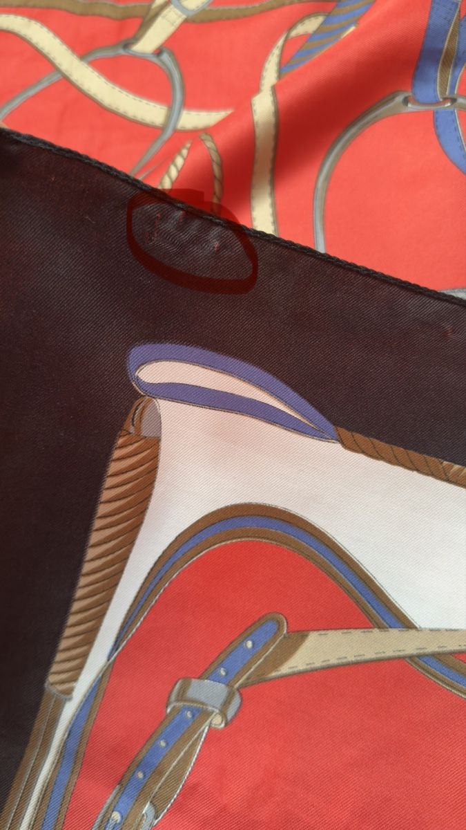 Foulard & Sciarpe: Foulard Carré Halstuch 76x77 – Usato da Vuippens venduto da Anna_as 5
