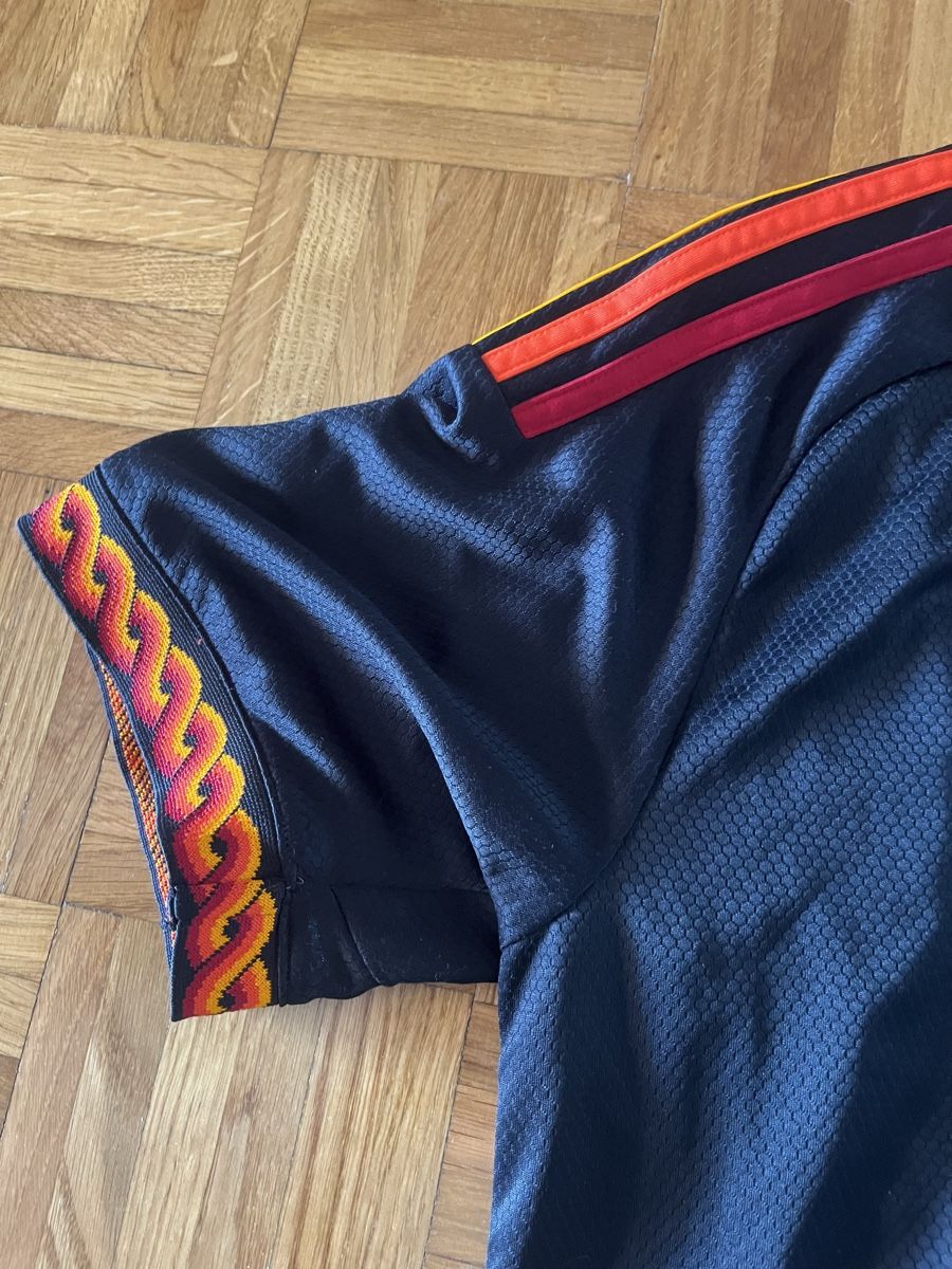 Adidas Canottiere & Pantaloni: Maillot Roma third taille m 23/24 – Usato da Lausanne venduto da gal_j7tw 3