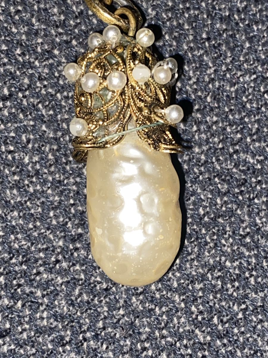 Catenine: Elegante Halskette mit Perlen - Goldfarben, alt – Usato da Berikon venduto da Samurai67ch 3