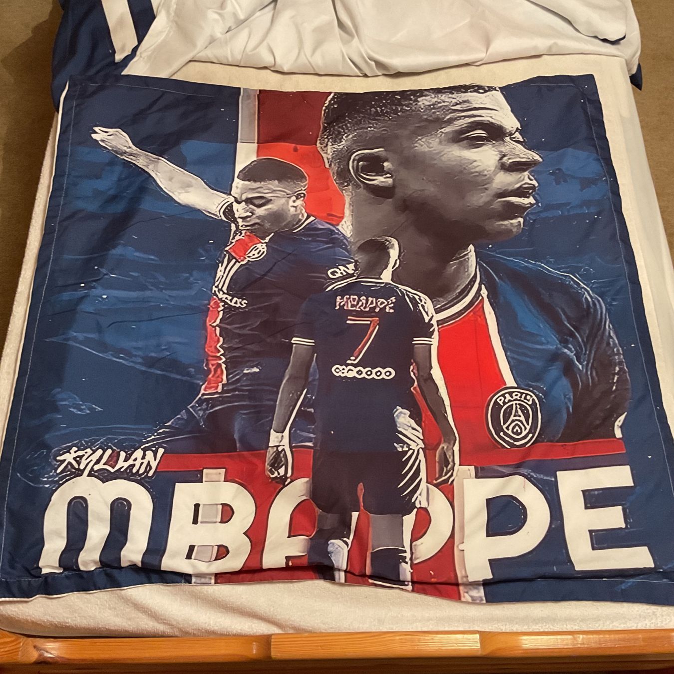 Bettwäsche: Parure lit Mbappé 1 place Mbappe – Gebraucht aus Icogne von Juka 3