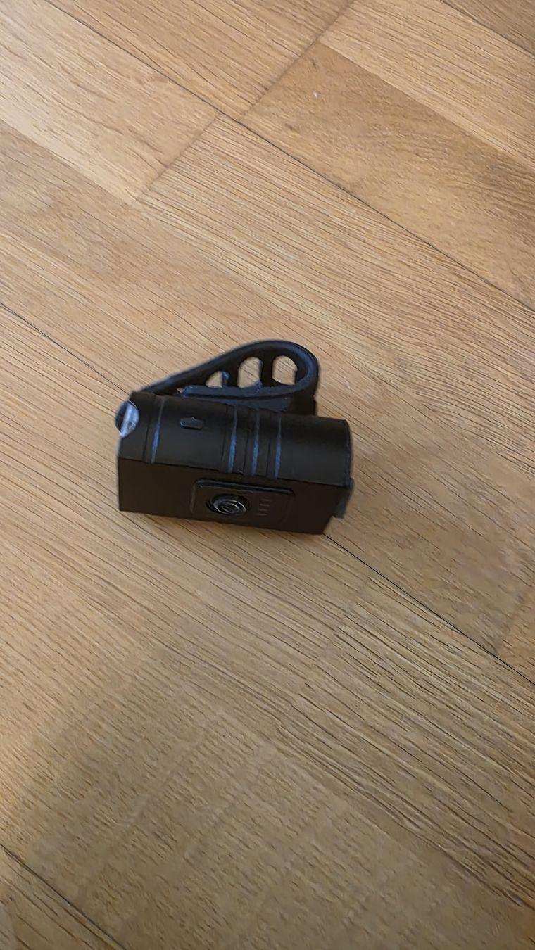 Pezzi di ricambio: bike light – Usato da Zürich venduto da Asimpleguy 2