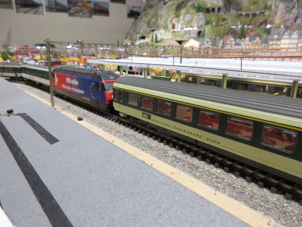 Märklin 4107 - Wagon Voiture De Voyageurs - Modélisme Ferroviaire Échelle HO - 11 Cm