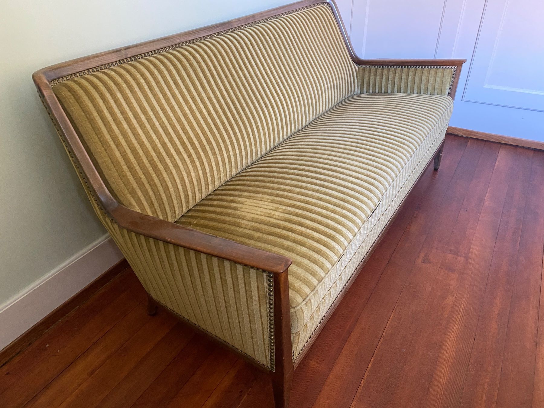 Sofas: Couch 60iger 70iger – Gebraucht aus Herzogenbuchsee von filoferro 1
