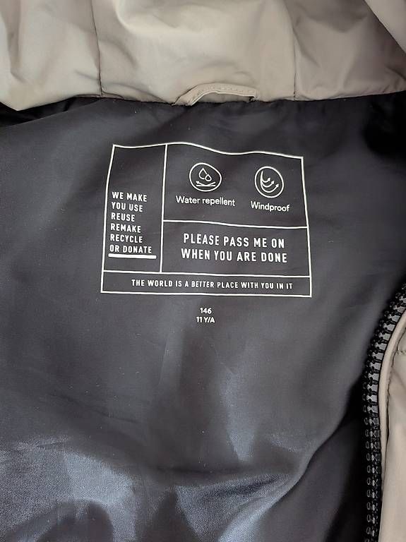 Gilet & Giacche senza maniche: Gilet doudoune  – Nuovo e nell'imballaggio originale da Monthey venduto da ari_6vkp 1