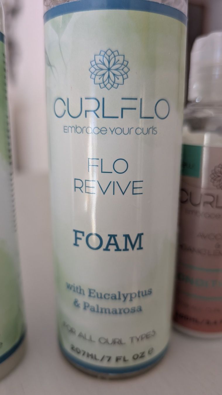 Prodotti per capelli: Curlflo Set für lockiges Haar – Usato da Untervaz venduto da Lyraia 3