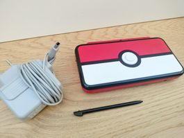 New Nintendo 2DS XL Pokemon Pokeball Edition