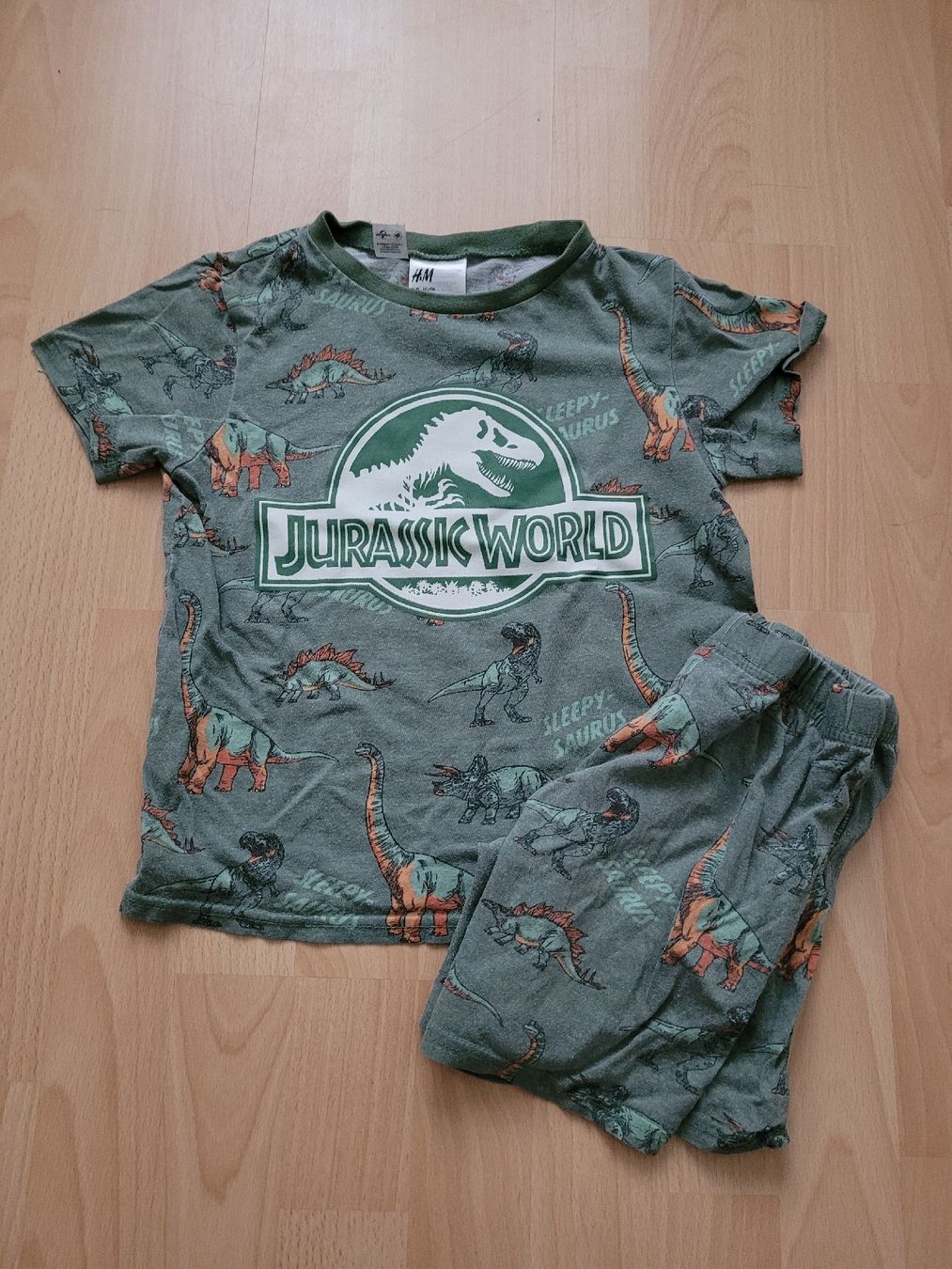 Pigiama & Simili: Pyjama gr. 110/116 Jurassic World – Usato da Inwil venduto da Flower2325