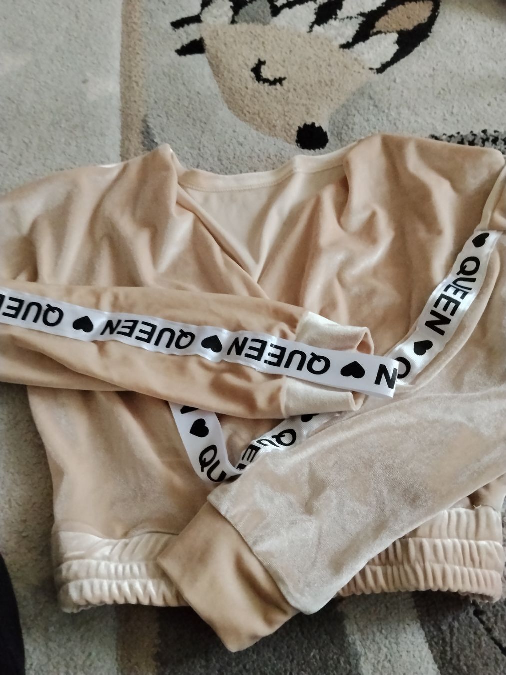 Lotti di vestiti: Zweiteiler set( Hose + Jacke) – Usato da Kloten venduto da Pacanda 1