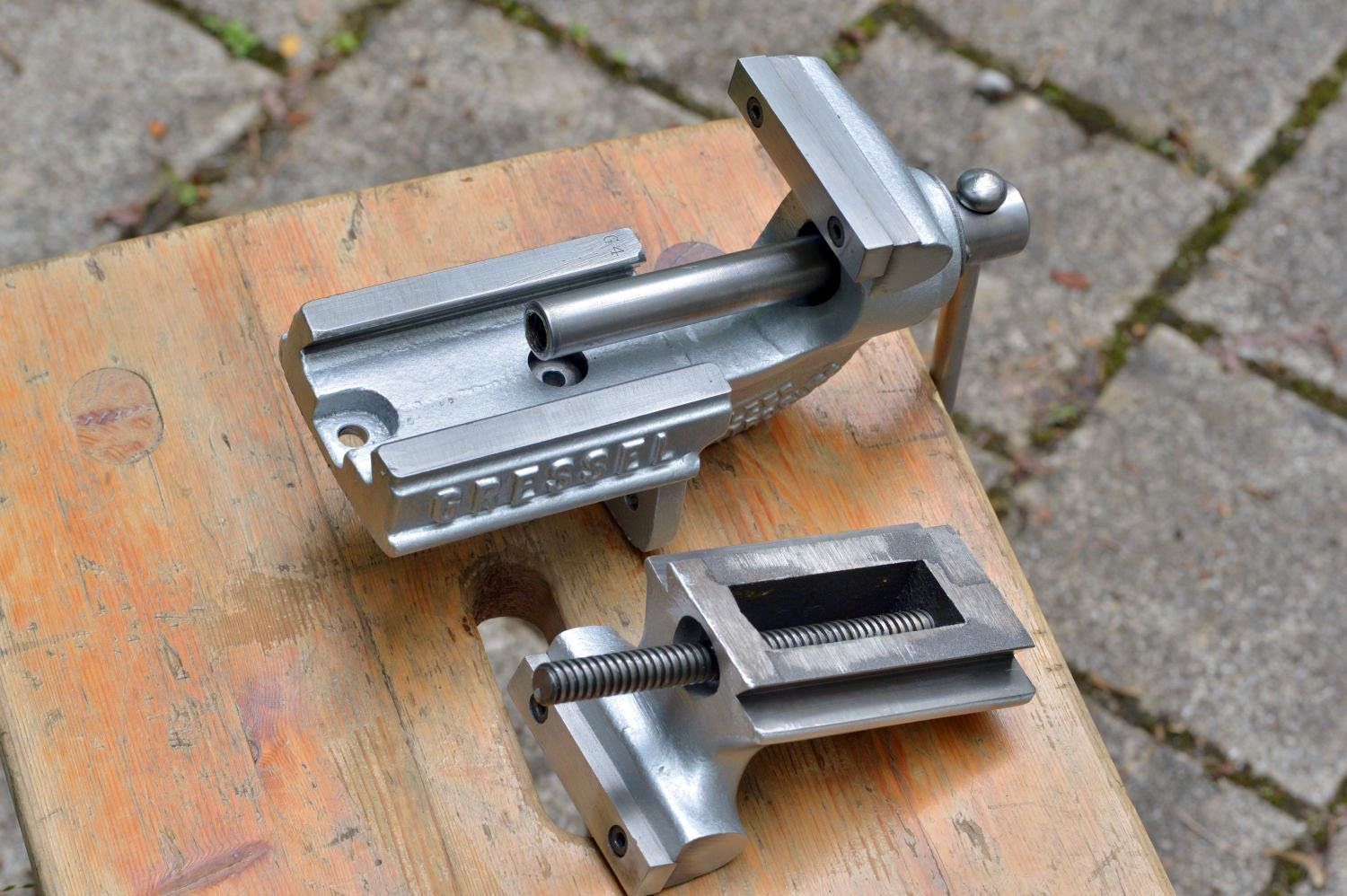 Gressel Tutti gli attrezzi: Schraubstock Gressel PS 80 (4.7kg) Nr 299 – Nuovo (secondo la descrizione) da Lichtensteig venduto da dan_rj7z 8