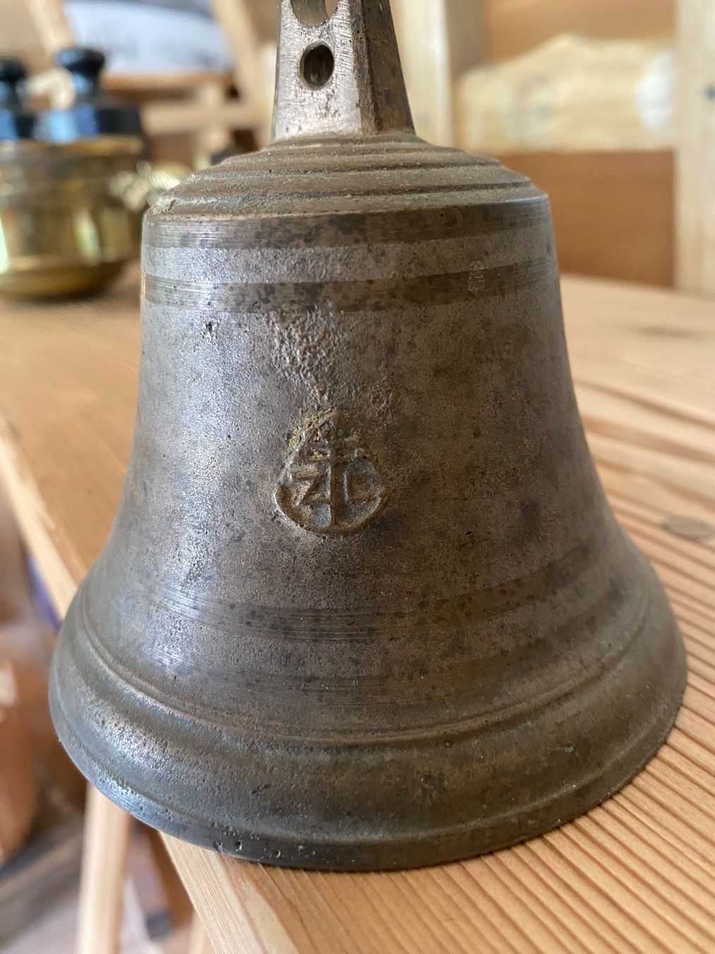 Cloches & sonnailles: Glocke – D'occasion à Lenk im Simmental par gwustu