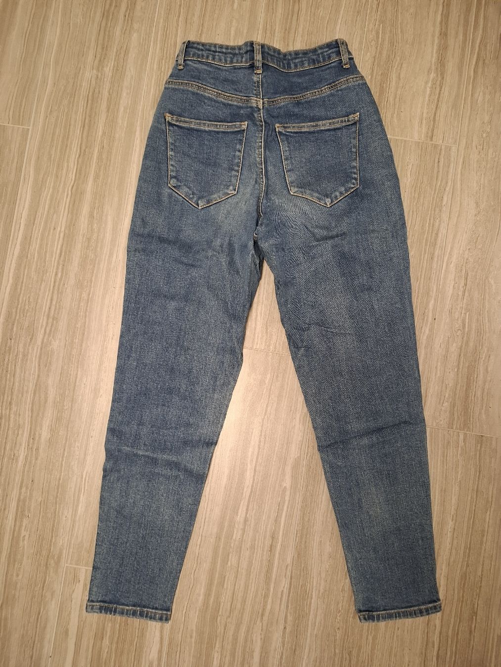 Jeans: jeans bleu taille 36 – Gebraucht aus Ecublens FR von ame_y8tq 1