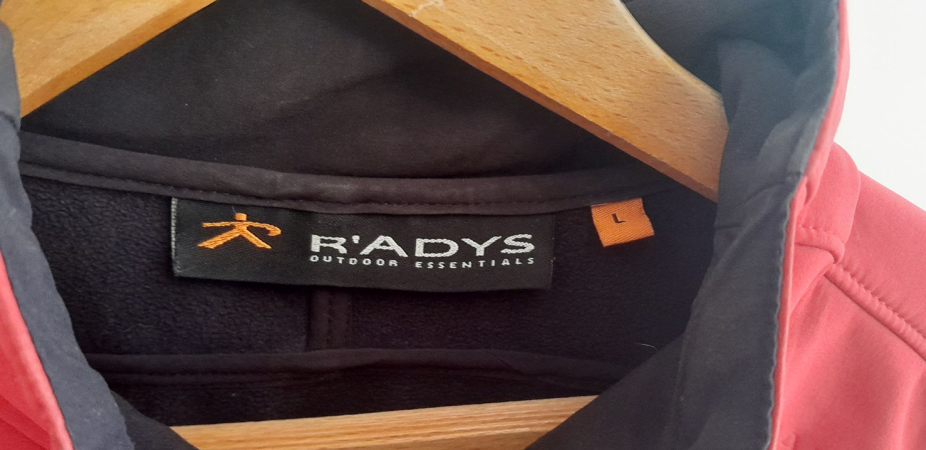 Radys Giacche: Softshell R'adys L – Usato da Lausanne venduto da Esbraf1 1