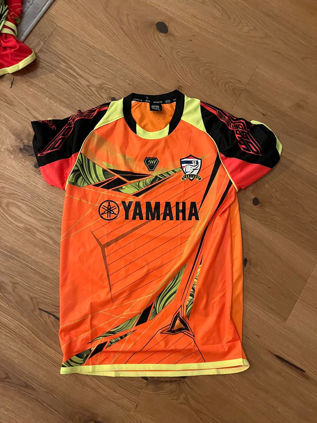 Leibchen & Hosen: Thailand Yamaha Trikot – Gebraucht aus Bern von dav_5gfh