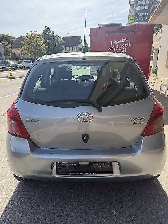 Automobili: Toyota Yaris 1.3 VVT-i  2007  66999 km  – Usato da Ipsach venduto da wasif15x 4
