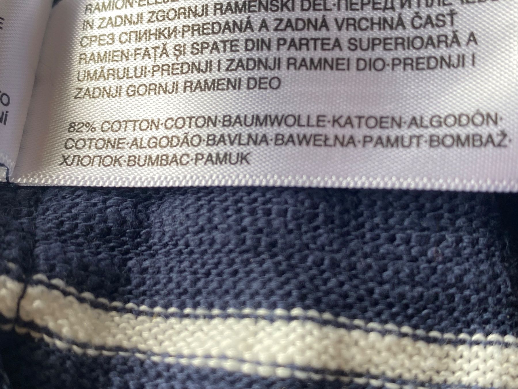 C&A Blusen, T-Shirts & Tops: Casaque 134 rayé bleu marin blanc – Gebraucht aus Orpund von Mary8972 7