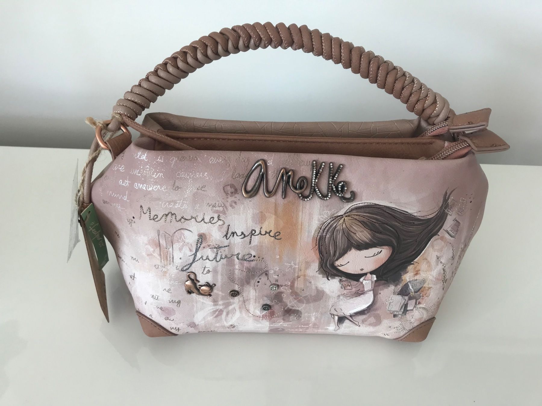 Borse da donna: Anneke Umhängetasche Memories - Neu – Nuovo e nell'imballaggio originale da Lausanne venduto da opi_92cn 1