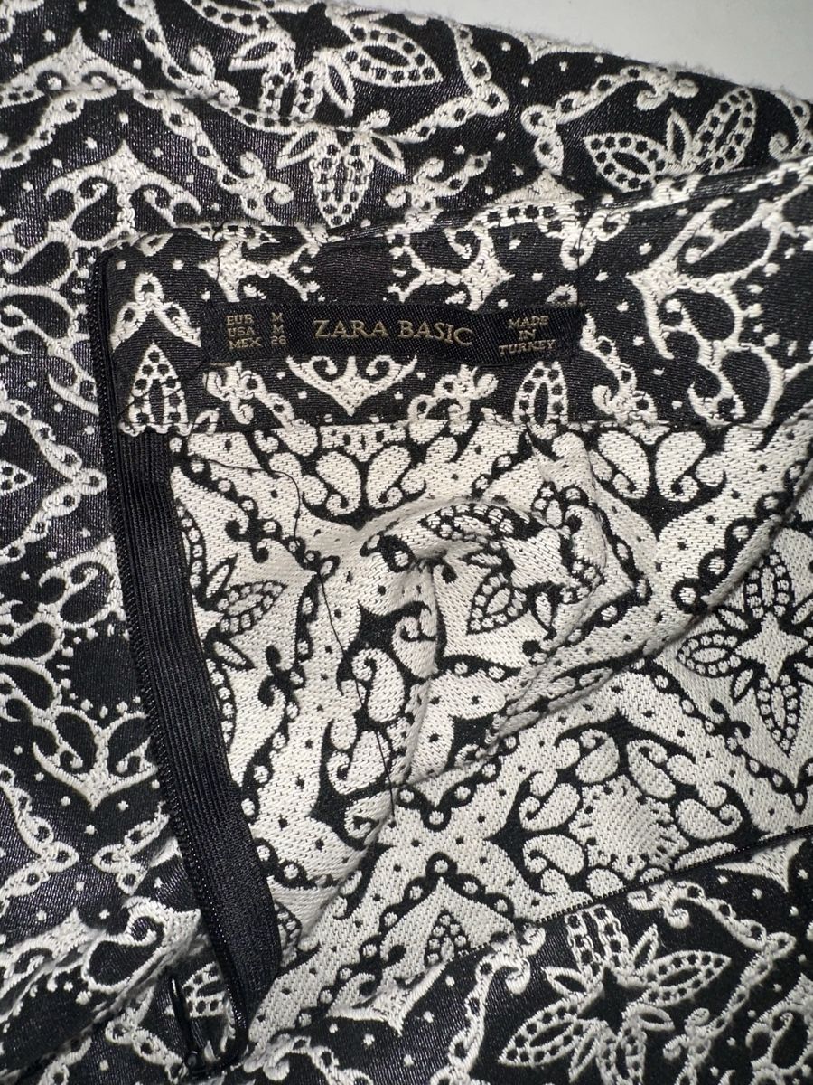 Zara Gonne: ZARA ROCK GR. M neuwertig – Nuovo (secondo la descrizione) da Unteraegeri venduto da MH203 8