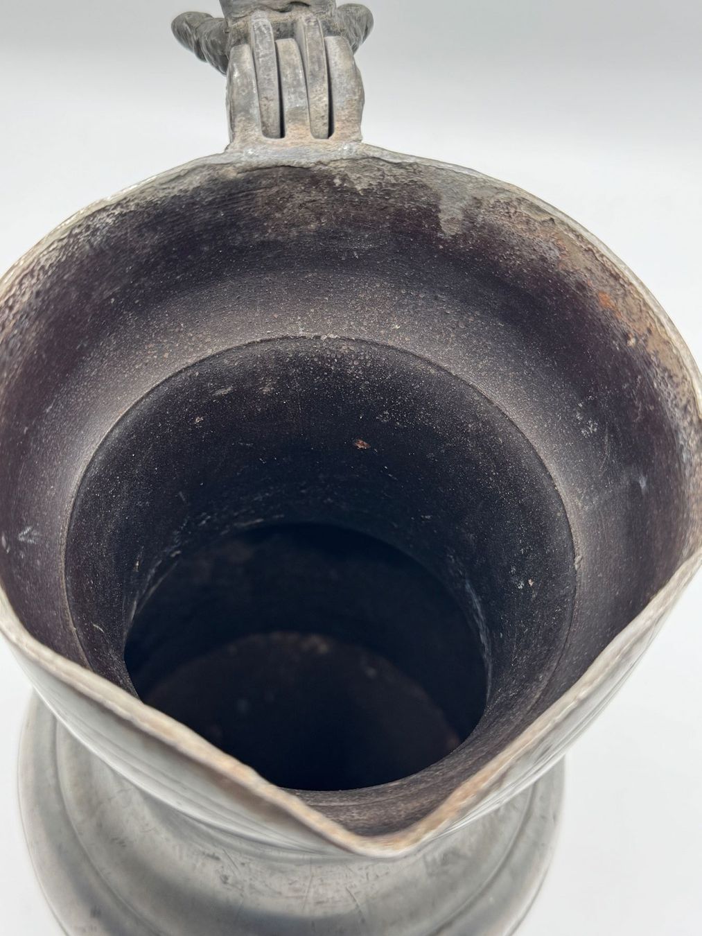 Caraffe: Antiker Zinn, Kelchkanne – Usato da Sachseln venduto da BONATI01 6